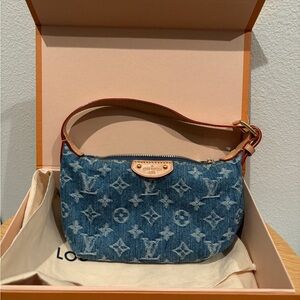Louis Vuitton Hill Pochette Blue Monogram Denim Bag